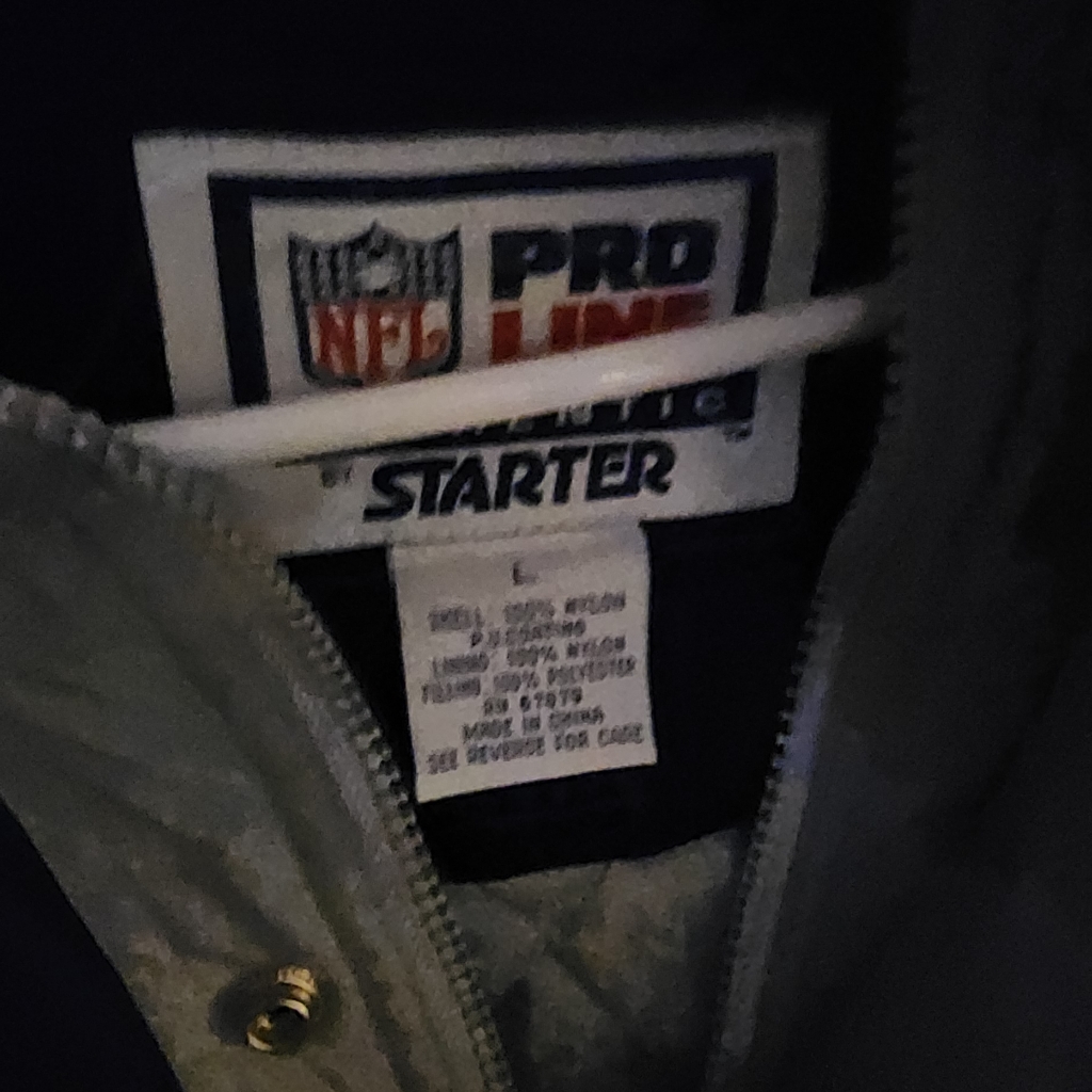 Starter Pullover Half Zip Jacket.